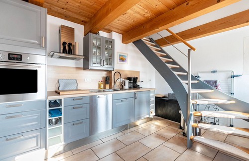 Welt Apartment | Apartment 'Sannes' with Private Terrace and Shared Garden