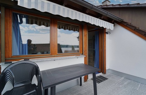Sipplingen Apartment | Apartment 'Säntisblick, 65 Qm' with Balcony and Wi-Fi