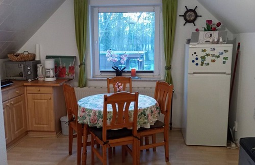 Krienke Apartment | Apartment 'Schiemann' with Private Terrace, Private Garden and Wi-Fi