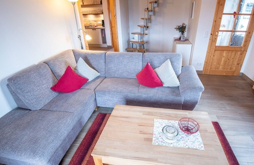 Helden Apartment | Apartment 'Schwalbennest' with Mountain View, Shared Terrace and Wi-Fi