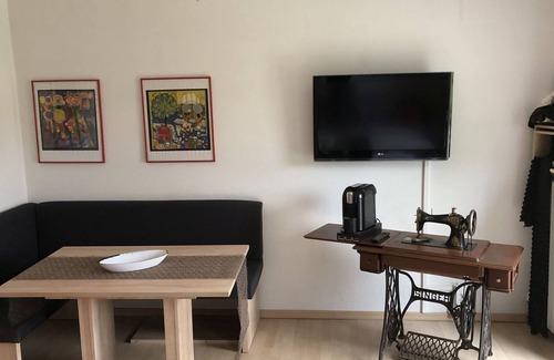 Unterkirnach Apartment | Apartment 'Schwarzwaldhirsch' with Private Terrace and Wi-Fi