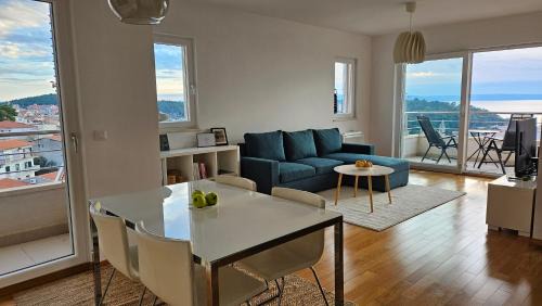 Vrpolje Apartment | Apartment SEA WOLF - Sea View & Centre