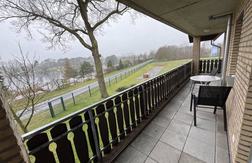 Versmold Apartment | Apartment 'Seeblick' with Balcony and Wi-Fi