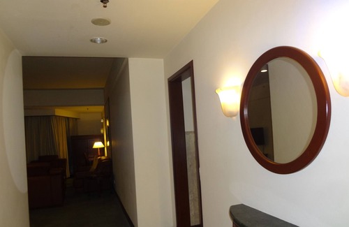 Bandar Tun Razak Apartment | Apartment service suite@times square