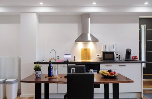 Wolfach Apartment | Apartment 'Sonnige Im Kinzigtal' with Mountain View, Private Terrace and Wi-Fi
