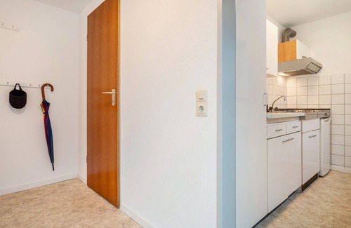Hagnau Apartment | Apartment 'Spätburgunder' with Private Terrace, Shared Garden and Wi-Fi