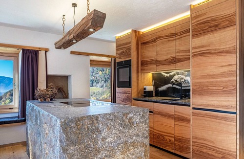 Soprabolzano Apartment | Apartment "Spornberg Mountain Living Ostberg" with Mountain View