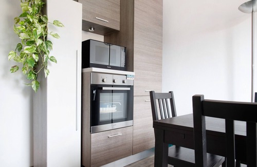 Luino Apartment | Apartment 'Stefano' with Lake View, Wi-Fi and Air Conditioning