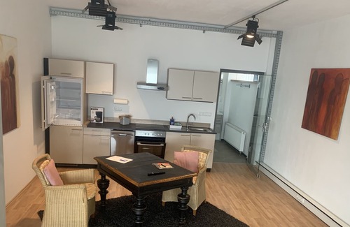 Gross-Umstadt Apartment | Apartment 'Studio Zentral' with Wi-Fi