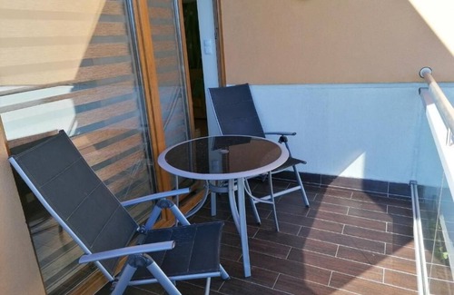 Cetniewo Apartment | Apartment Sunny Bahama 28m2, 4pax, Internet, Balcony, Parking, Lift