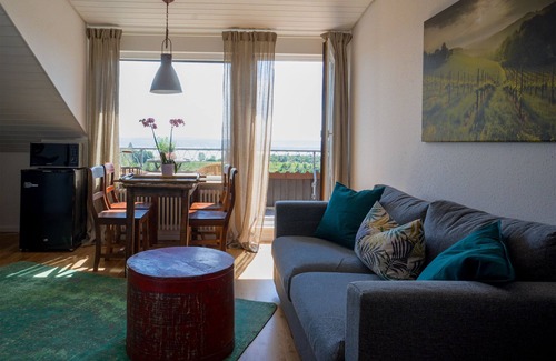 Daisendorf Apartment | Apartment-Superior-Private Bathroom-Balcony