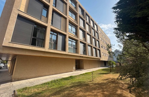 Darque Apartment | Apartment 'Surf and Chill House' with Mountain View, Wi-Fi and Air Conditioning