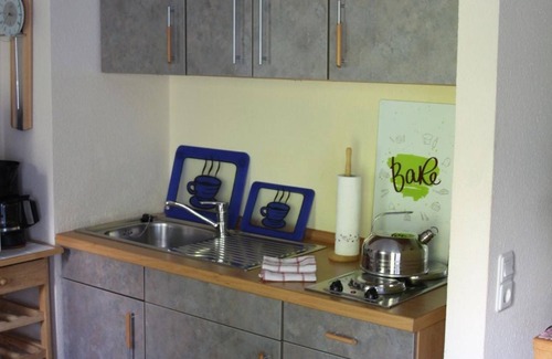 Bad Bergzabern Apartment | Apartment Sutter - Kurpark-Residenz - 2-room-apartment with bath/WC, sep.2 WC