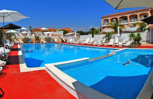 La Londe-les-Maures Apartment | Apartment T3 * 250 m from the SEA with HEATED SWIMMING POOL and TENNIS (103)