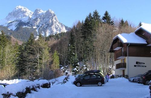 Bernex Apartment | Apartment T2 Bernex 4 persons