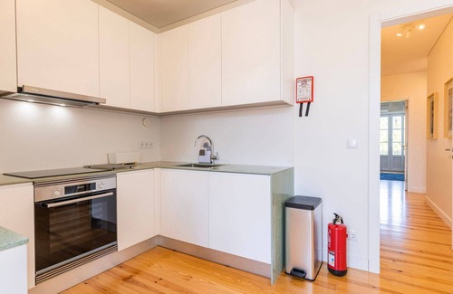 Oeiras Apartment | Apartment T3 65m2, 3 bedroom at Paço de Arco