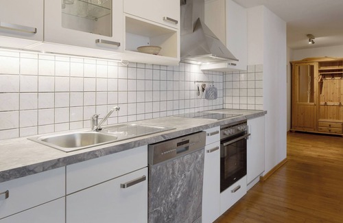 Horben Apartment | Apartment 'Talblick' with Shared Terrace, Shared Garden and Wi-Fi