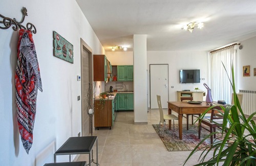 Tavullia Apartment | Apartment Tavullia with Pool & Coast