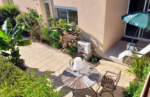 Vienne Apartment | Apartment 'Terrasse De Malissol' with Private Terrace, Private Garden and Wi-Fi