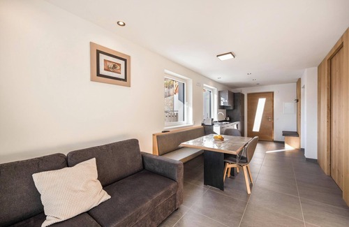 Renon Apartment | Apartment "Thalerhof Sancta Sebastianus" with Mountain View, Garden & Wi-Fi