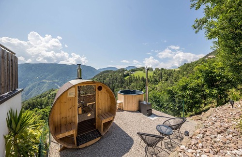 Renon Apartment | Apartment "Thalerhof Naturae Lignum" with Mountain View, Garden & Wi-Fi