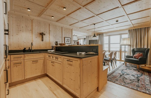 Lech am Arlberg Ski Chalet | Apartment TOP 4 - Almrausch BoutiqueChalet