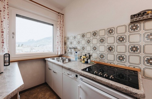 Casola Apartment | Apartment 'Unterhauserhof A' with Mountain View, Wi-Fi, Balcony & Garden
