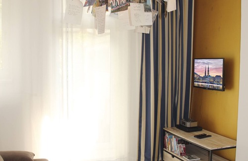 Ottensen Apartment | "Apartment VÖRN" at URBAN STAY Hamburg