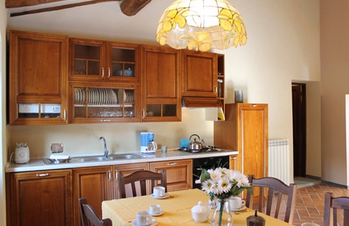 Pergine Valdarno Apartment | Apartment VERDE in farmhouse with two bedrooms, two bathrooms, garden and pool
