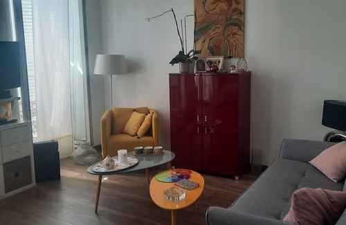 Le Camas Apartment | Apartment very well located near downtown & Vieux Port, the Panier district