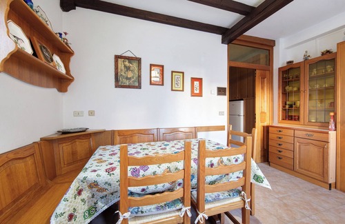 Auronzo di Cadore Apartment | Apartment 'Villa Maria Auronzo' with Mountain View and Private Garden