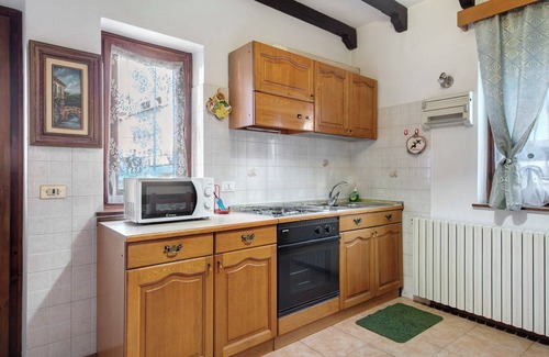 Auronzo di Cadore Apartment | Apartment 'Villa Maria Auronzo' with Mountain View and Private Garden