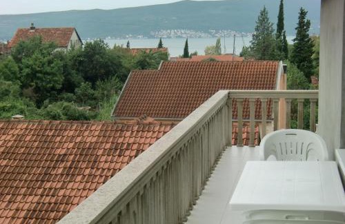 Tomicici Apartment | Apartment Villa Dobrijevic -Seljanovo