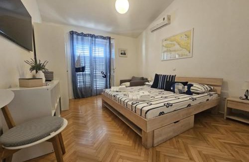 Bili brig Apartment | Apartment Villa Mirna