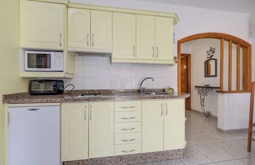 Chayofa Apartment | Apartment Villasol Pet-Friendly, with Pool, Wi-Fi, Terrace, Mountain and Sea Views