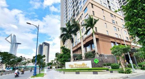 Bach Dang Riverside Apartment | Apartment Vintage Style in District 4 - 3mins to District 1
