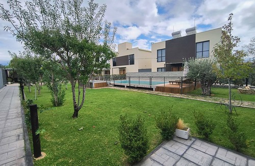 Maipu Apartment | Apartment w/pool at wine route