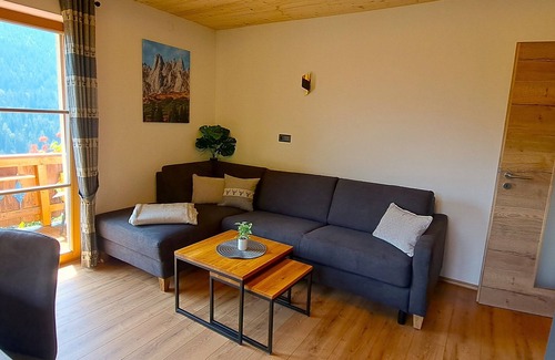 Bischofshofen Apartment | Apartment "wegmo-1" in Ruhiger Höhenlage in Bischofshofen im Salzburger Land