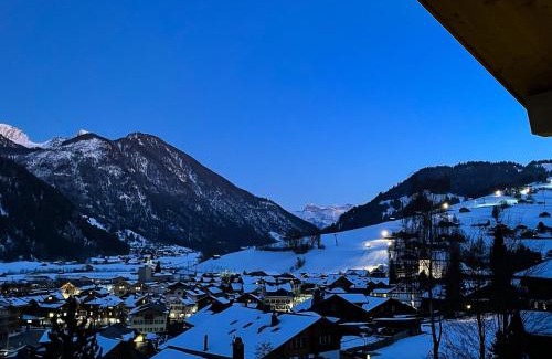 Zweisimmen Apartment | Apartment Weisshorn - OG - DG Südwest by Interhome