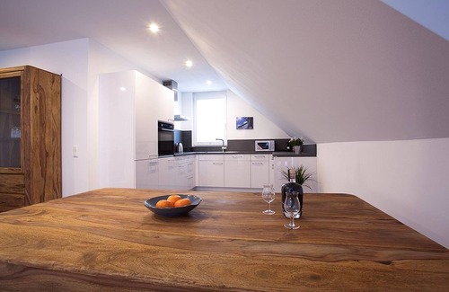 Hinterzarten Apartment | Apartment 'Weißtanne' with Mountain View, Balcony and Wi-Fi