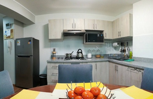 Magdalena del Mar Apartment | Apartment with Sea and City View