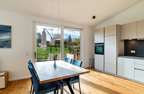 Conweiler Apartment | Apartment 'Winter' with Shared Pool, Private Terrace and Wi-Fi