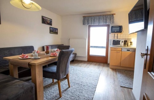 Ellmau Apartment | Apartment with 1 bedroom + 1 living room - Haus Landmann