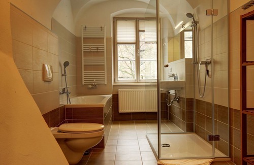 Altstadt Apartment | Apartment with 2 bedrooms, bath u. add. Guest toilet in the old town of Görlitz
