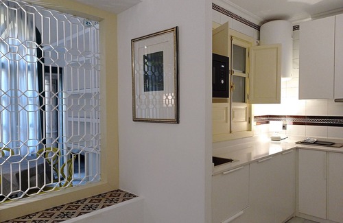Historical Center Apartment | Apartment with 3 bedrooms, 1 bathroom. 2 min walk from the Cathedral. 5 guests