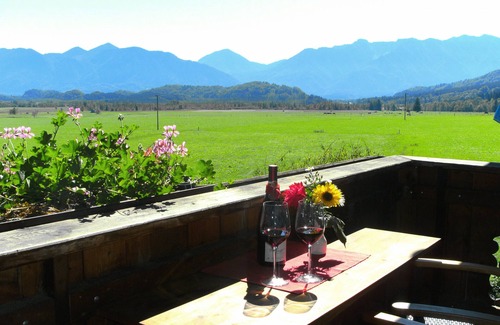 Grafenaschau Apartment | Apartment with a view of the mountains and moor