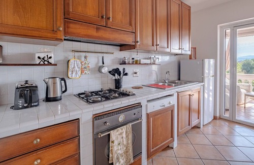 Lake Garda House | Apartment with balcony in the Roman countryside