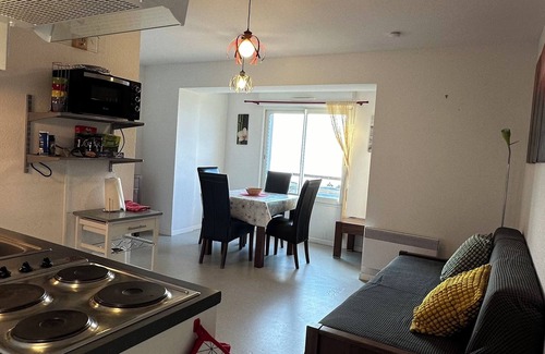 Arette Apartment | Apartment with balcony 150m from the slopes
