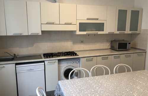 Noli Apartment | Apartment with balcony