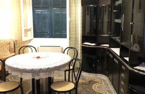 Noli Apartment | Apartment with balcony